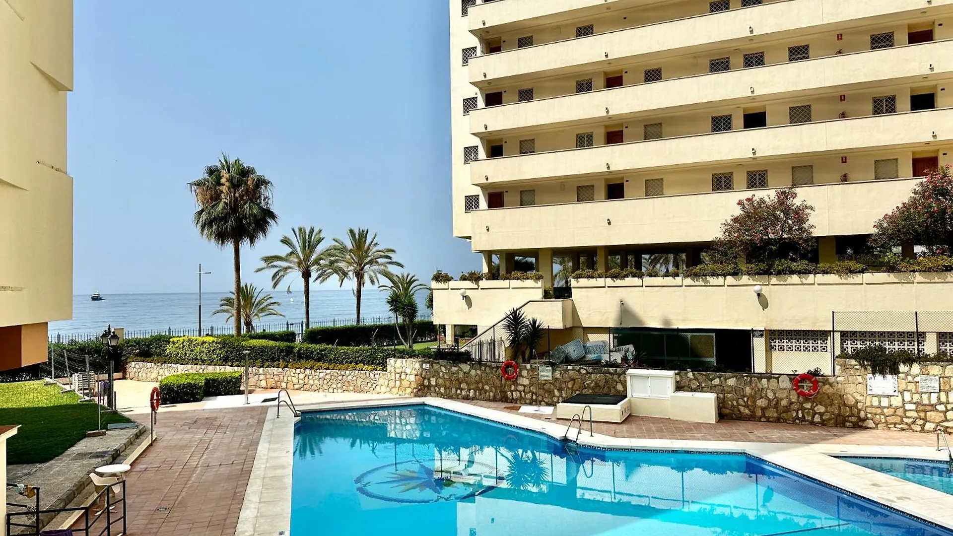 Loft 18 Beachfront Marbella Center 0*,  Spain