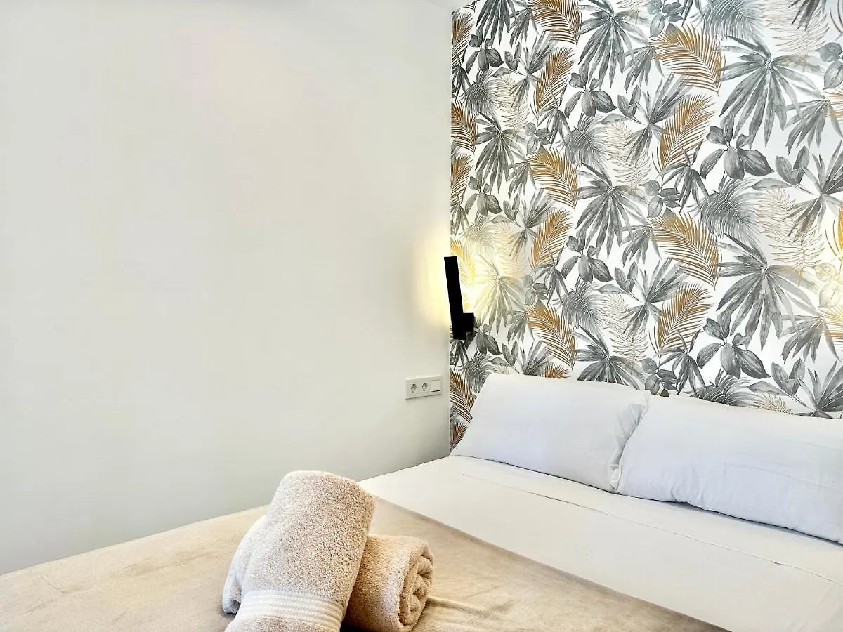 Aparthotel Loft 18 Beachfront Marbella Center Spanien