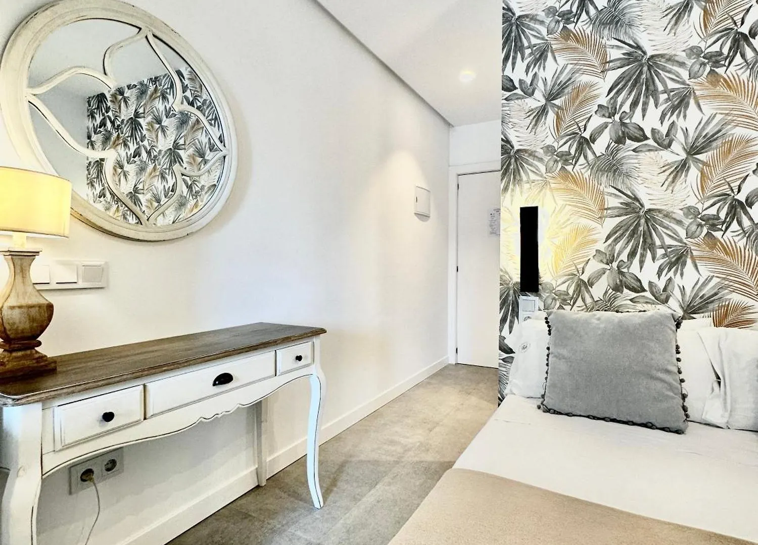 Loft 18 Beachfront Marbella Center 0*,  Spanien